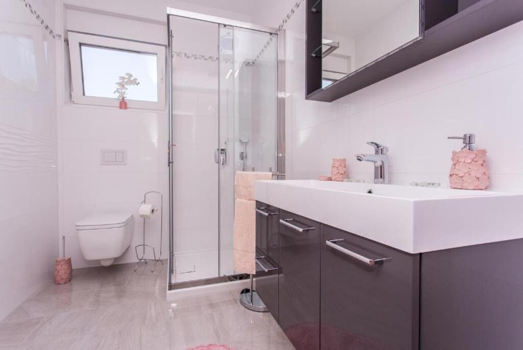 Apartments Marina مالينسكا المظهر الخارجي الصورة