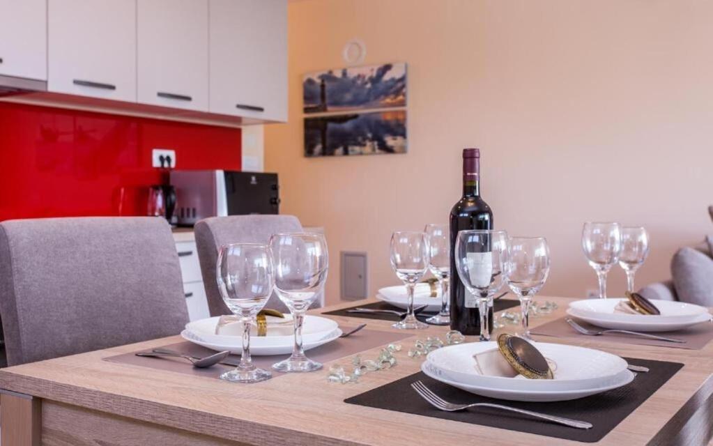 Apartments Marina مالينسكا المظهر الخارجي الصورة