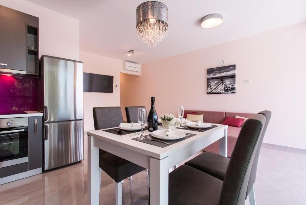 Apartments Marina مالينسكا المظهر الخارجي الصورة